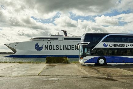 Molslinjen wspomaga się autobusami - PROMYSKAT