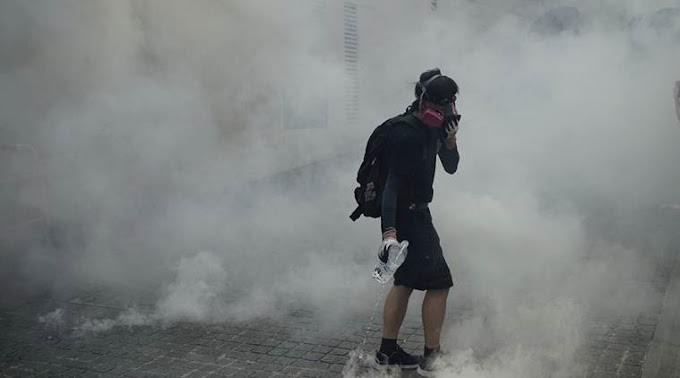 China reprimands Apple for application that tracks Hong Kong police 