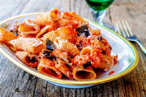 pasta melanzane  tonno ricetta facile  veloce arte