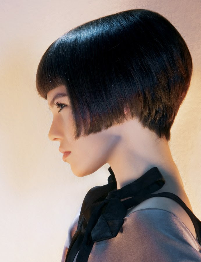 Short page boy haircut with a graduated back  1920s hairstyle