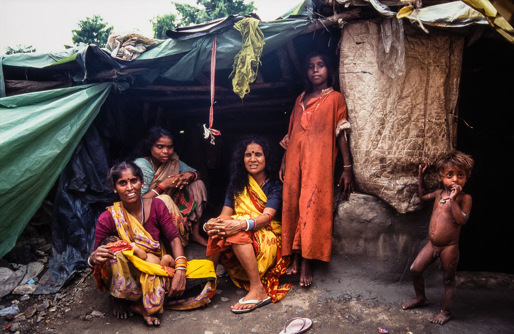 Burrabazar: The people of the railway track (4/4)