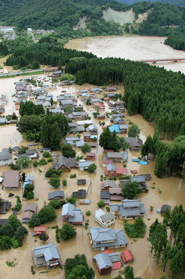 Banjir Rendam Niigata Prefecture