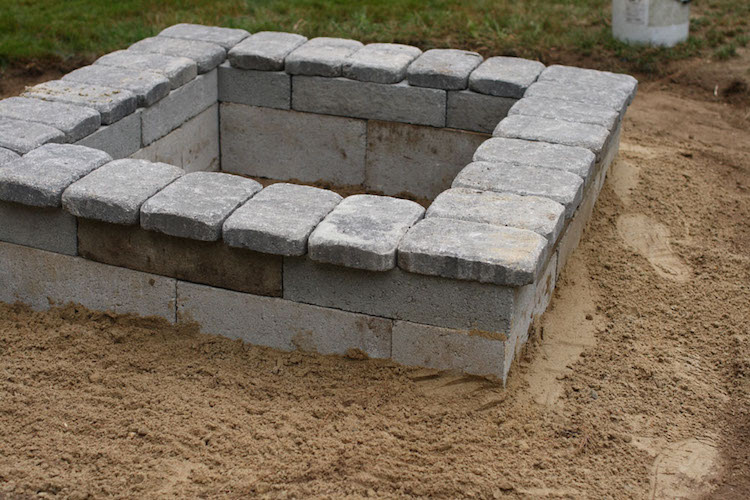DIY Fire Pit Ideas: 23 Brillant Projects You Can Do Yourself