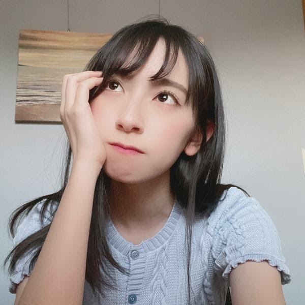 自分より可愛いと校内で噂になってた同級生が一般人として生活してることを想像しながら 私の人生 なんなんだろう と思う美玖 唇へのボケ 08 ボケて Bokete