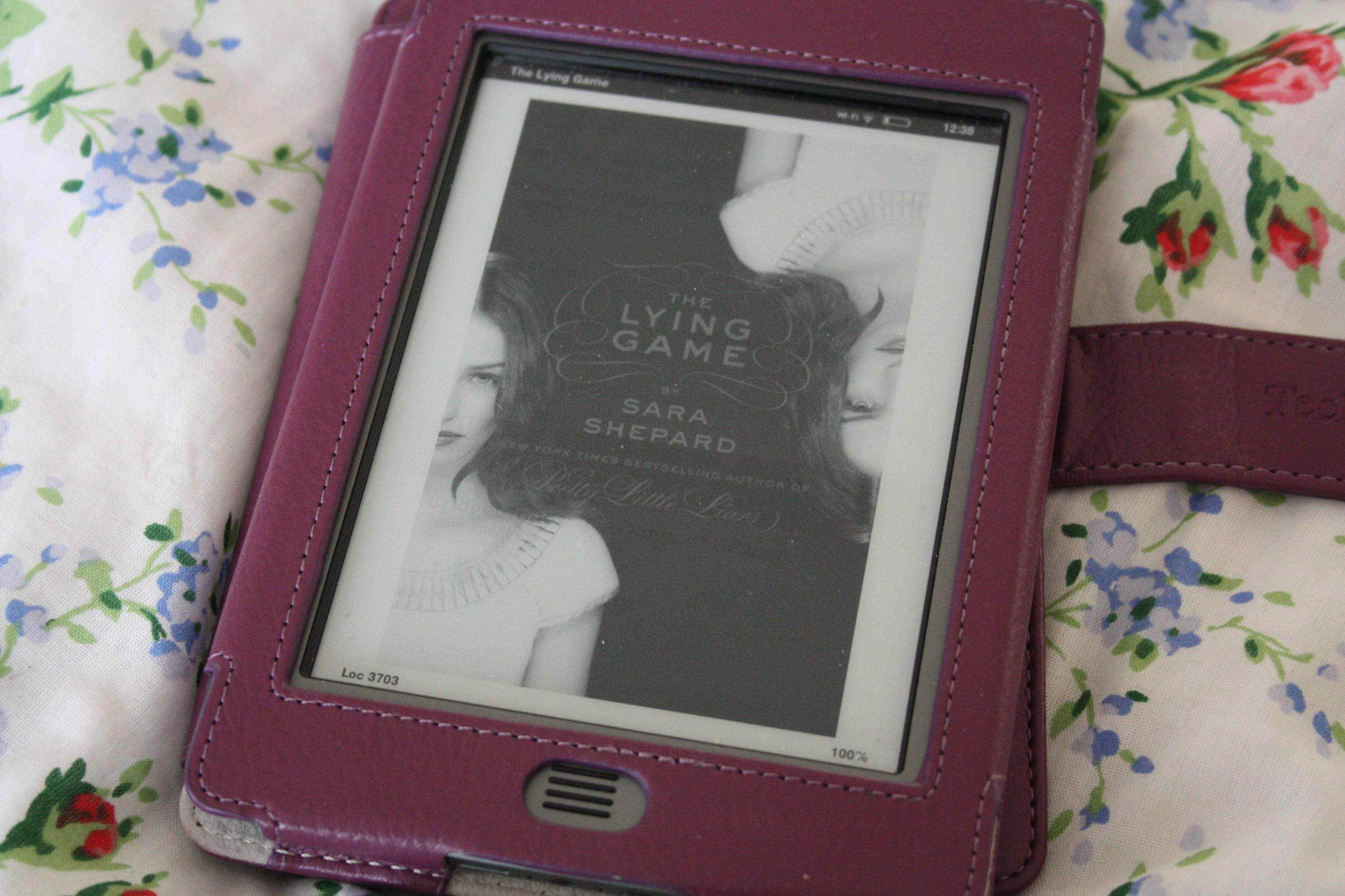 Book review of The Lying game by Sara Shepard on Blogger's Bookshelf. 