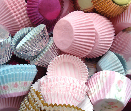 raspberrytart:

Pretty Cupcake cases (by jessica)
