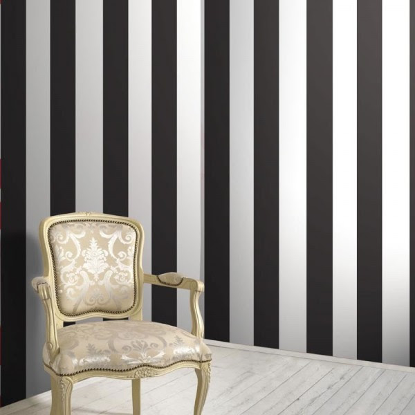 Black & White Stripe Wallsorts