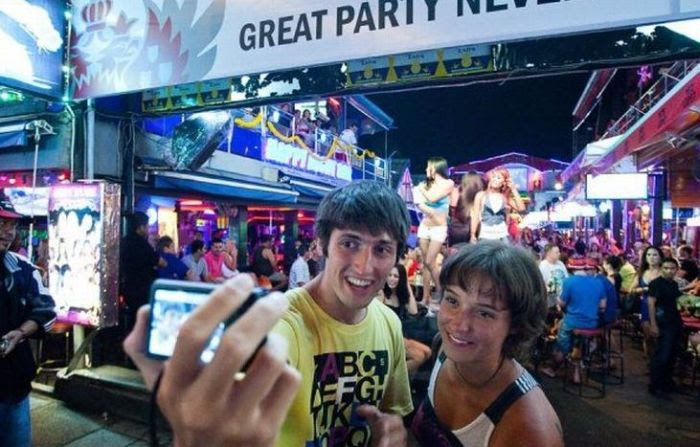 Red Light District in Patong (37 pics)
