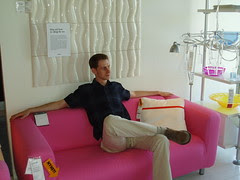 Ikea%20Pose
