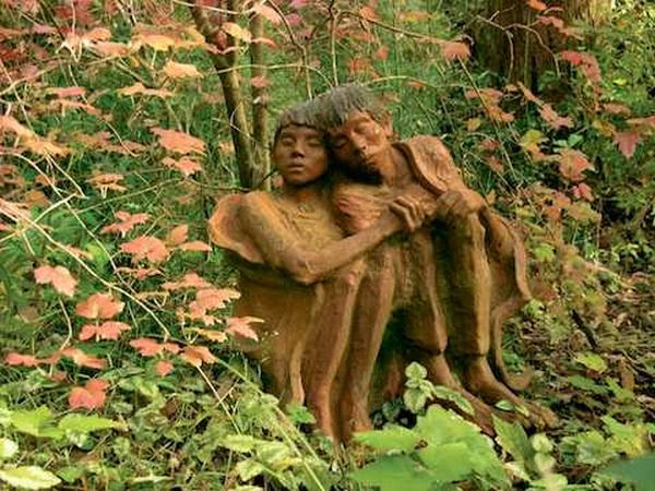 Bruno’s Sculpture Garden in Melbourne, Australia (33 pics)