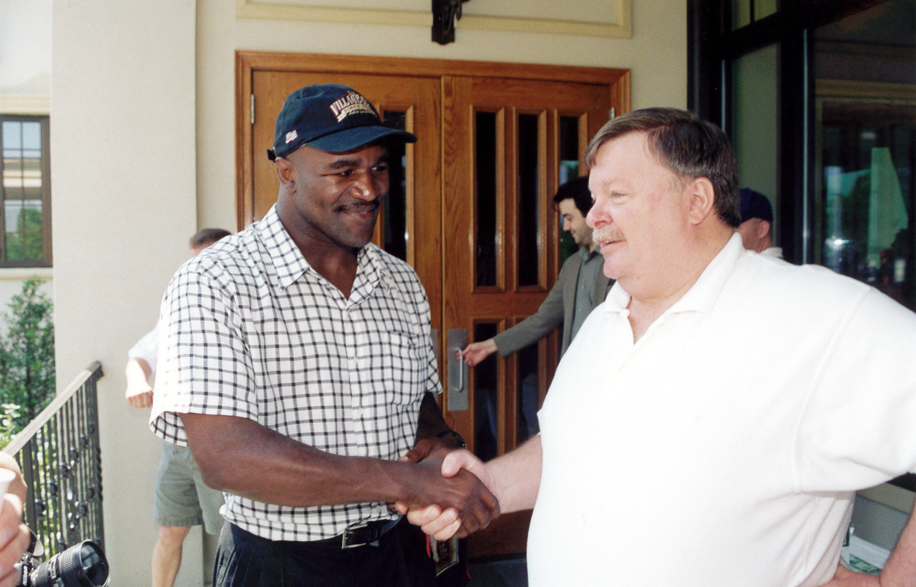 kim kardashian pregnant ankles