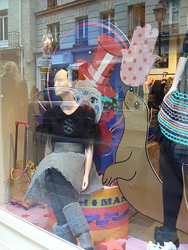 vitrine cirque.jpg