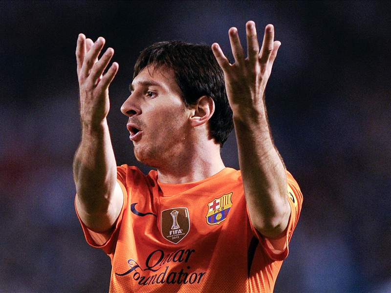 Messi's girlfriend gives birth | Goal.com