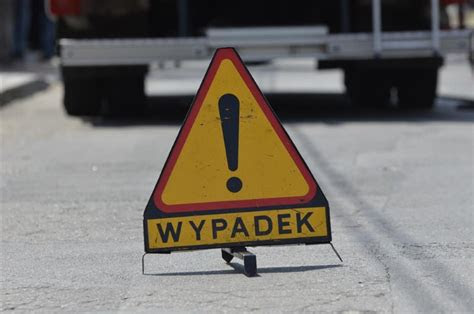 Po wypadku w czernikowie k. Tragiczny wypadek w regionie. Auto uderzyÅo w drzewo