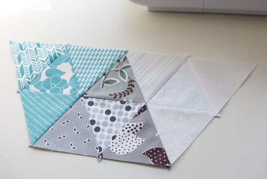 retro mama: triangle hexagon pillow tutorial