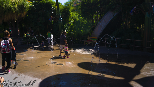 Disneyland Resort, Disney California Adventure, Bug's Land, Water, Dot's Puddle Park