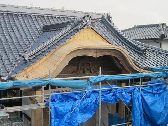 社寺仏閣 唐破風 甲斐瓦工業 広島県福山市 屋根工事 太陽光発電 雨漏り修理