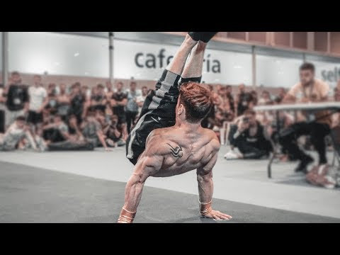 Andrea Larosa - Ngồi đền của những nhà vô địch
