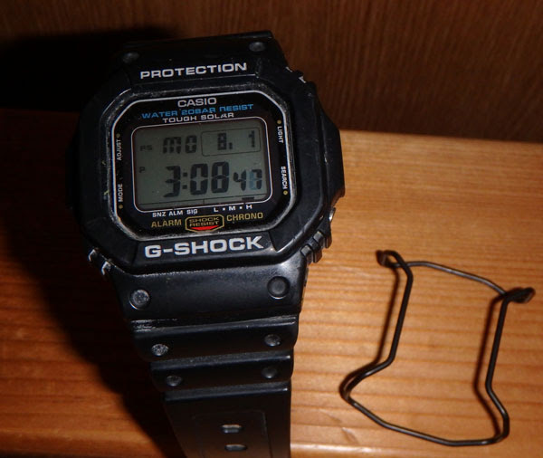 おっさんに黄色いｇショックは似合うのか ｄｗ ５６００ｐ 9ｊｆ ずっとこの空の下で