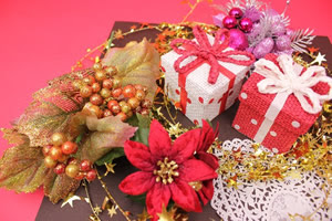 女子会のクリスマス プレゼント交換の平均予算 値段相場 女友達用のプレゼント平均予算 値段相場はいくら 彼氏なし 女達で集まるクリパのプレゼント交換のお値段を徹底解説 Bijoh ビジョー