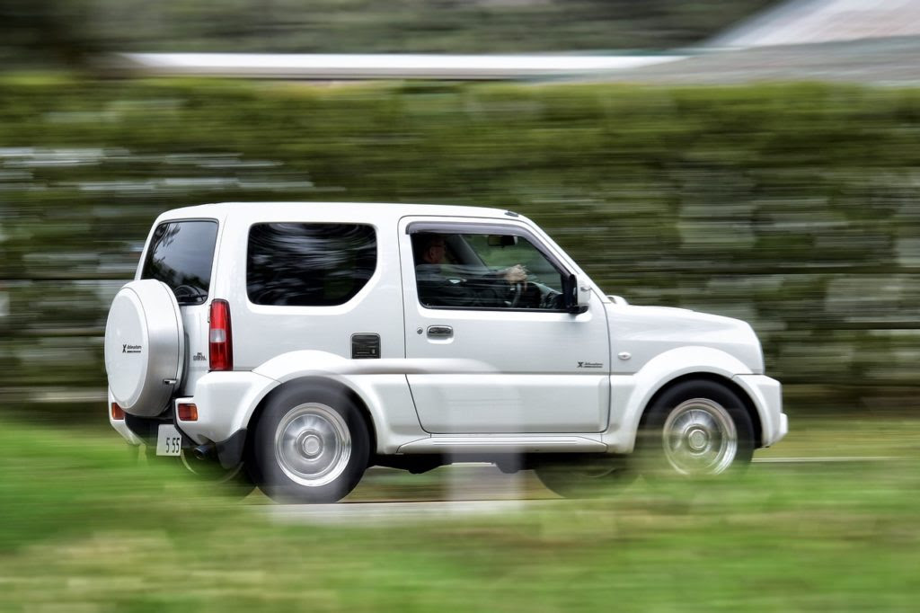 夢占い 車を運転する夢の意味とは 事故に遭う 無免許 運転が怖い夢の意味を解説