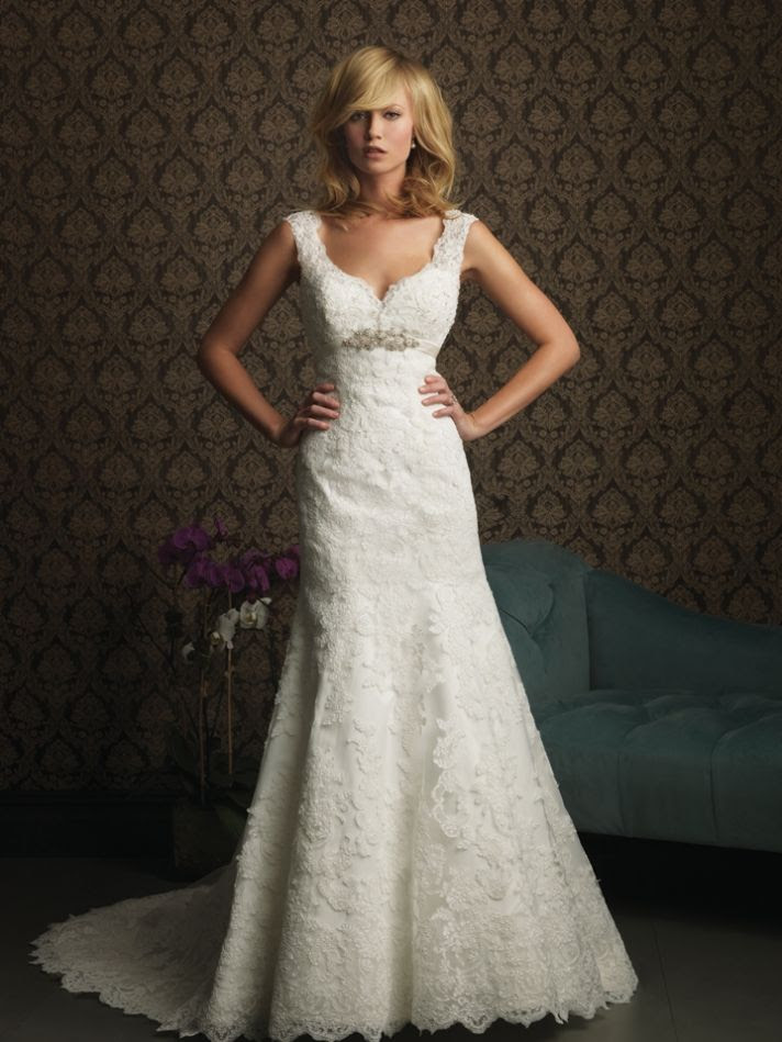 gorgeous 2013 wedding dress by Allure bridal gowns 8770