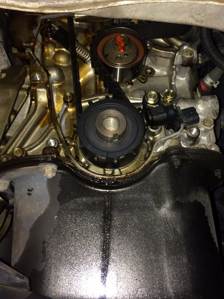 ホンダ ストリーム オイル漏れ修理 Fieldone