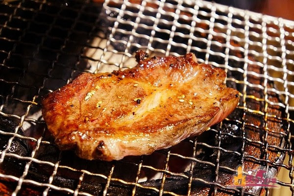 燒肉ショジョ Yakiniku SHOJO 高雄形象概念店。(圖/影子提供)