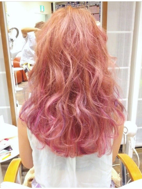 オレンジ ピンクのグラデーションカラー Hair Stylist Ryohei Kumai 熊井 僚平