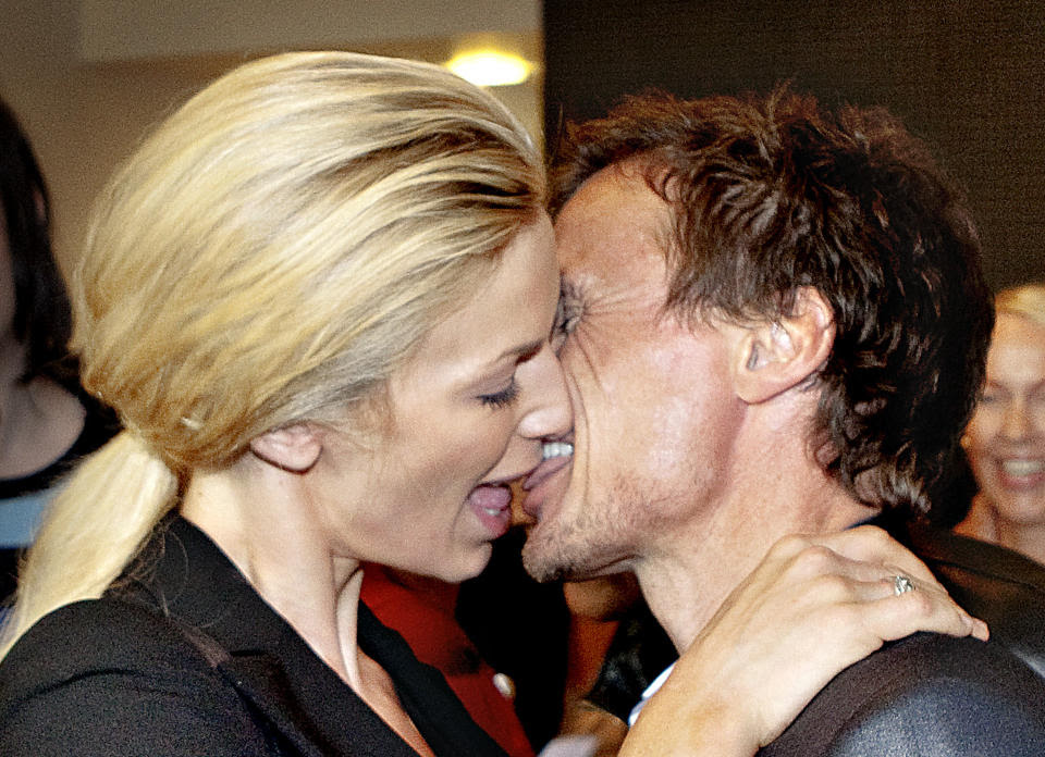 Slik feiret Petter Stordalen forlovedens doktorgrad ...