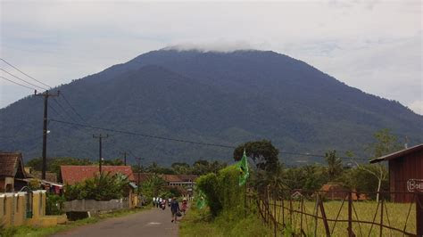 wisata gunung karang pandeglang banten wisata banten