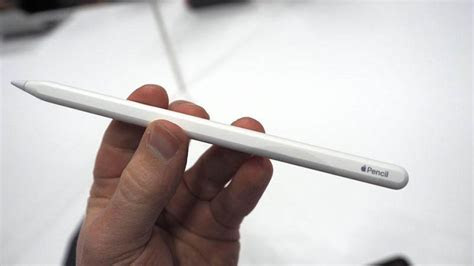 See, your ipad pro is made of aluminum on the back, which makes wireless charging a problem. Promo Apple Pencil 2 pas cher > Test, offre sur le stylet