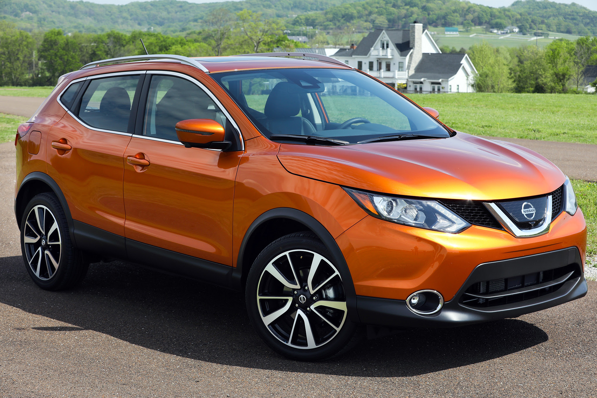 2017 Nissan Rogue Sport First Drive Review | Automobile ...
