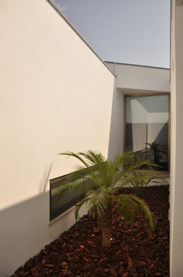 Contemporary Suburban Home in Portugal