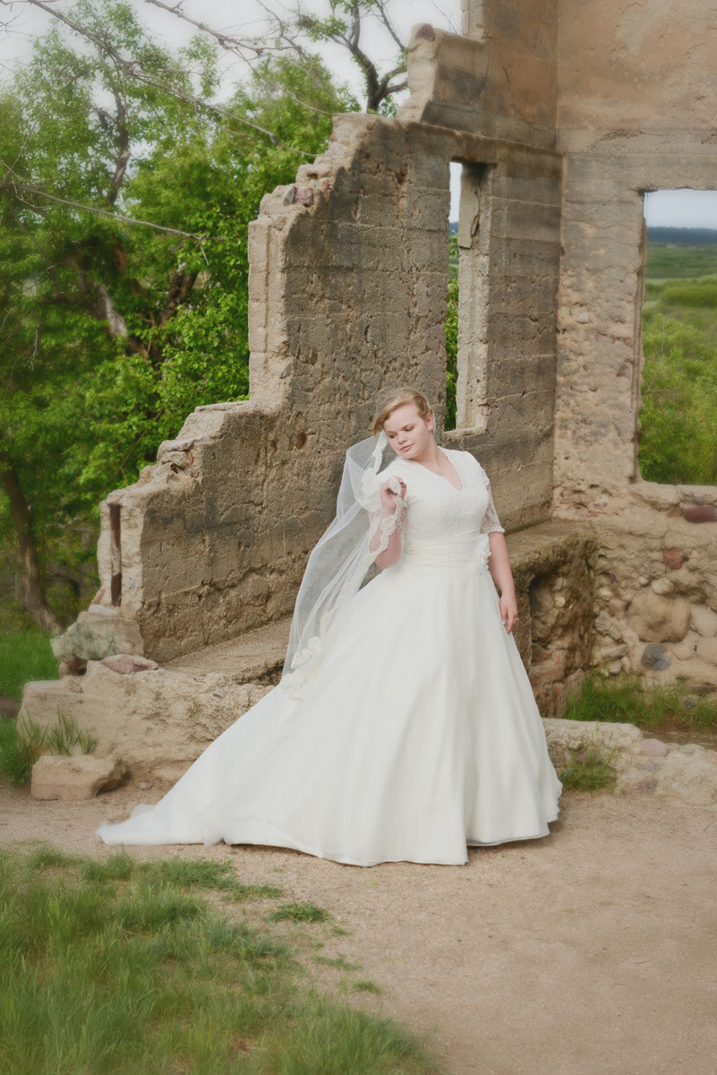 Real Plus  Size  Wedding  Rustic Denver  Wedding    Real Plus  Size  Wedding  Rustic Denver  Wedding