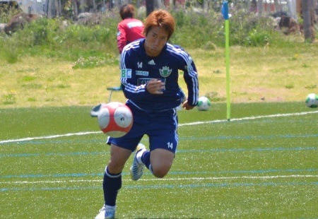 松本 木村勝太とマッチアップする玉林睦実 サポーターと一緒に笑い合いたい とホーム初勝利を誓う