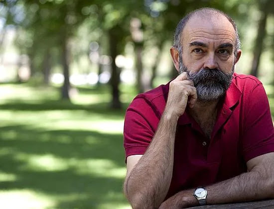 J. Á. González Sainz: «Apropiación indebida de fondos y conciencias es lo que han hecho los nacionalistas catalanes»