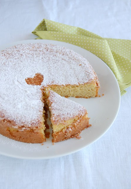 Almond cake (Tarta de Santiago) / Bolo de amêndoa (Torta de Santiago)