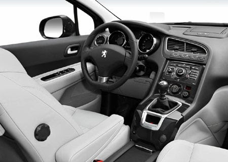 2010 Peugeot 5008 Front Interior
