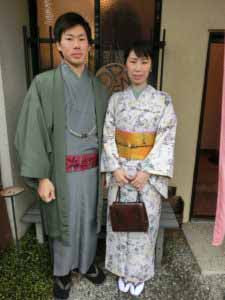 京都着物レンタル 京都へ新婚旅行 京都着物レンタル じゅぱん お洒落とは派手さじゃない