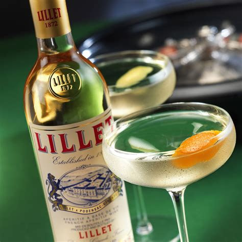 james bonds vesper martini    gin vodka