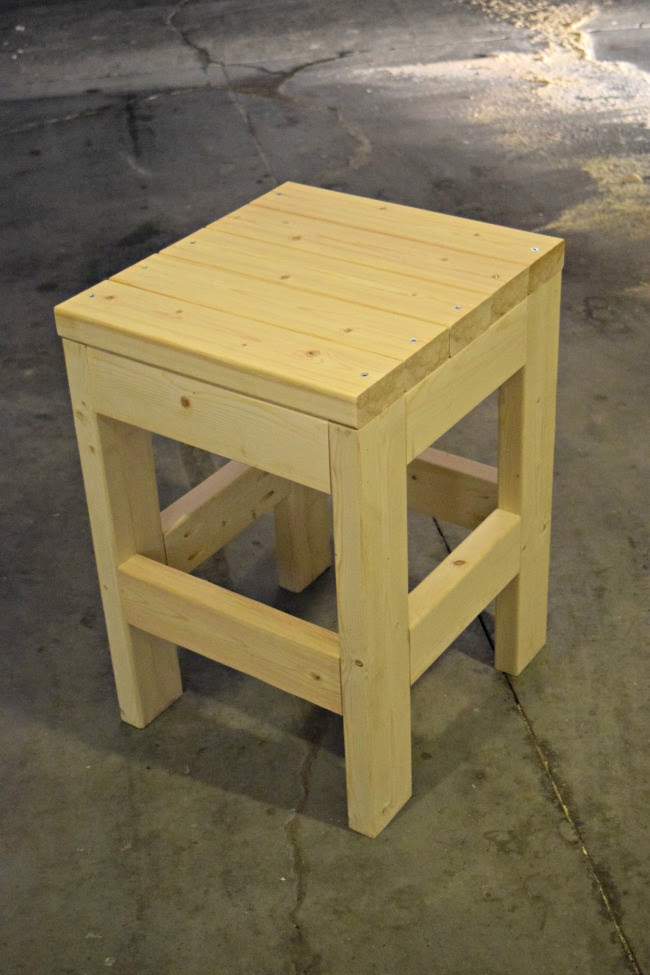 40 DIY 2x4 Woodworking Projects