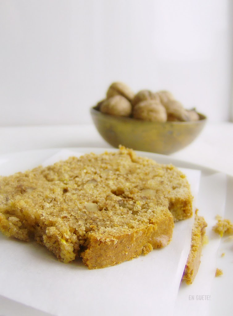 Bizcocho de zapallitos y nueces