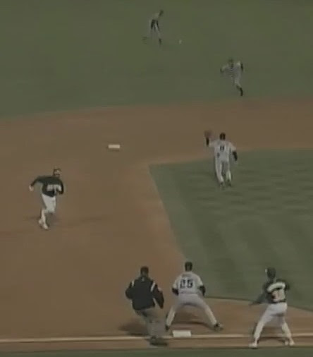 イチロー科学讃 野球観一新した安打量産と送球 インターネットで読み解く No 607