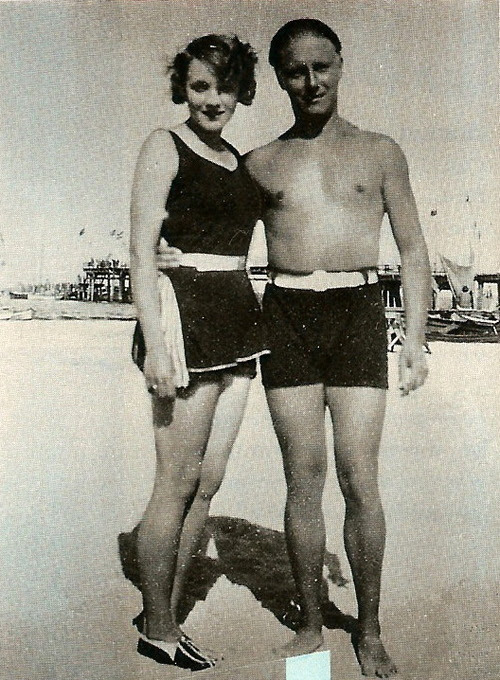 Rare Photos of Famous People (125 pics) Rare Photos of Famous People (125 pics)