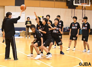 平成29年度u13ナショナル育成キャンプ 第2回キャンプ U14ナショナル育成キャンプ 第3回キャンプ 開催報告 公益財団法人日本 バスケットボール協会