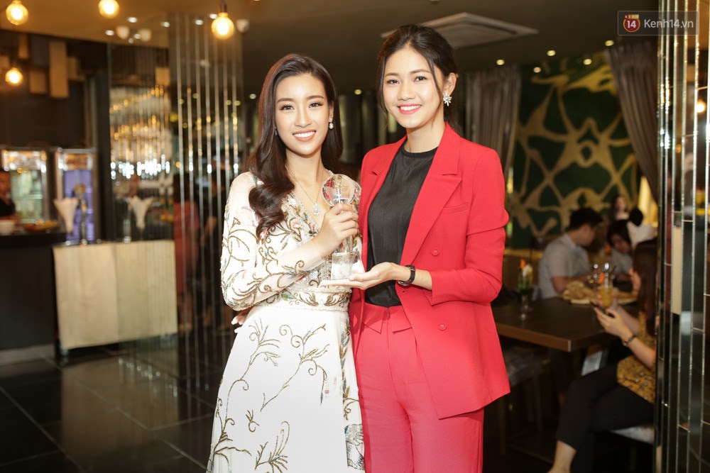 Đỗ Mỹ Linh nói về Miss World 2017: Đây không phải là cuộc thi nhan sắc vì các thí sinh toàn diện đồng phục đi giày bệt - Ảnh 6.