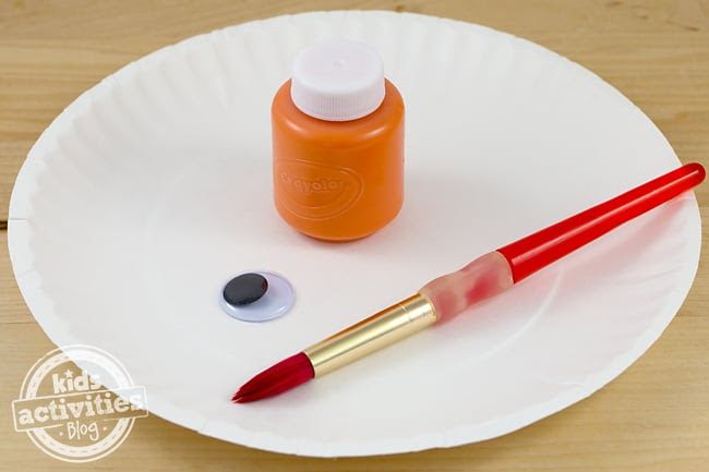 Paper Plate Goldfish