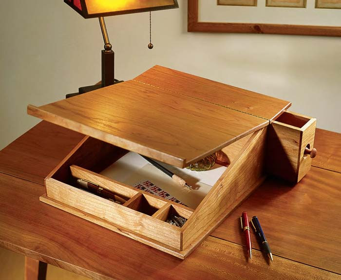 How to Build a Desk: A Free Ebook - Popular Woodworking ...