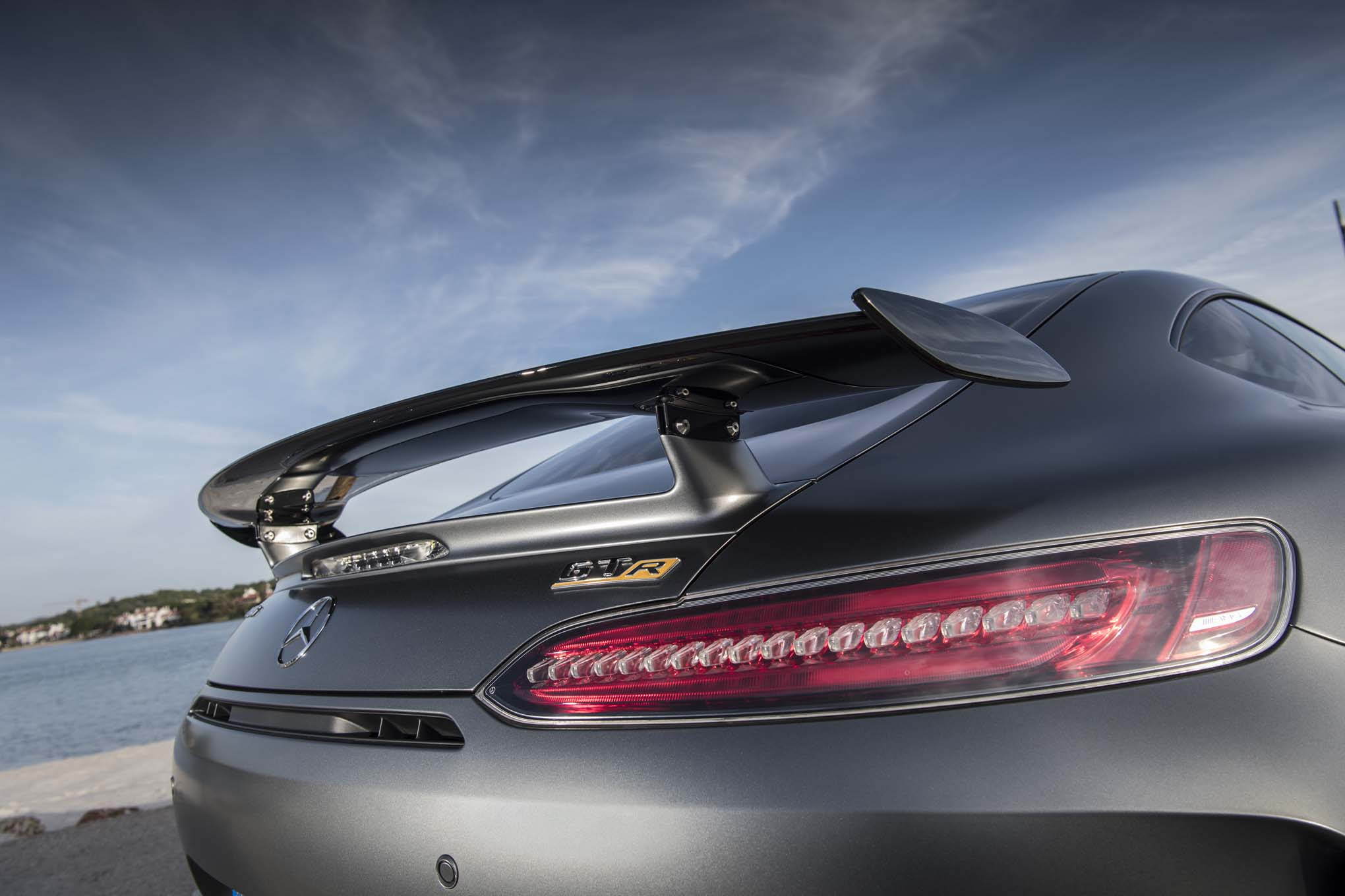 2018 Mercedes AMG GT R rear wing